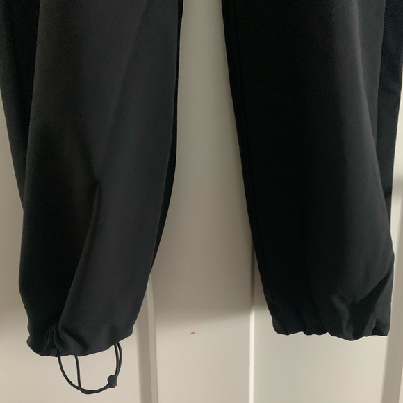 Athleta Stellar Cargo Pant - Picture 2 of 3